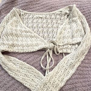 Aeropostal cropped crochet tied top